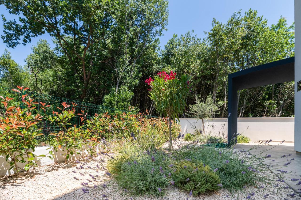 Luxus Villen Monteneto Zambratija  Buitenkant foto